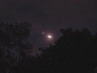 細い月と金星（アップ）